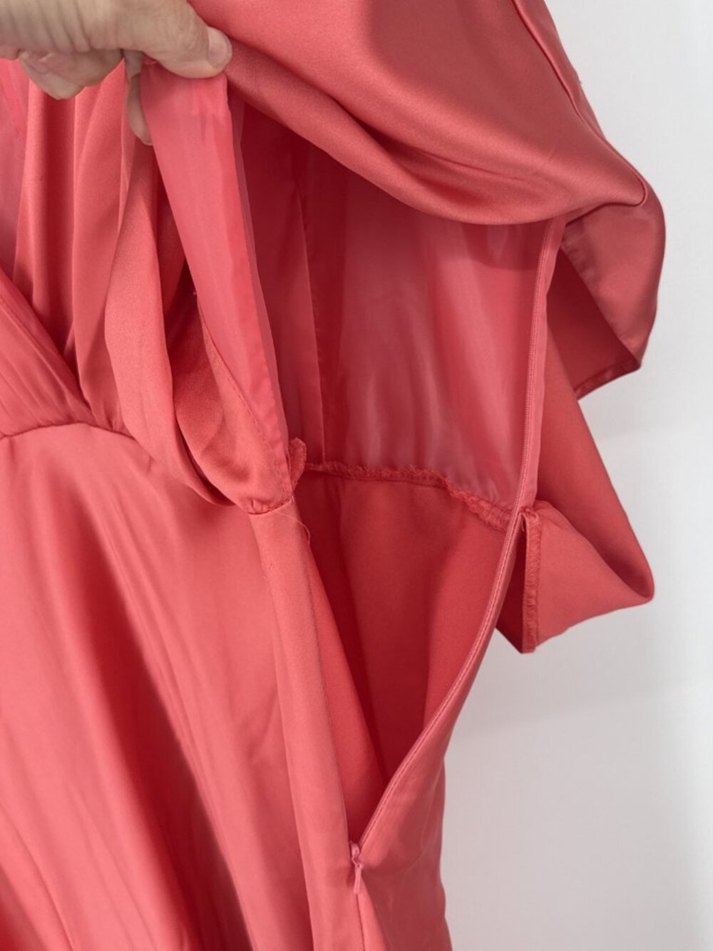 ASOS DESIGN Curve Size US 16 Coral wrap front batwing sleeve satin midi dress - Picture 15 of 16